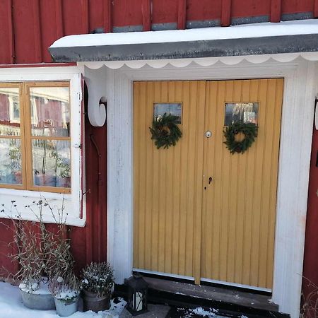 Rustik Stuga Med Lantlig Kaensla Naera Oerebro City Eksteriør billede