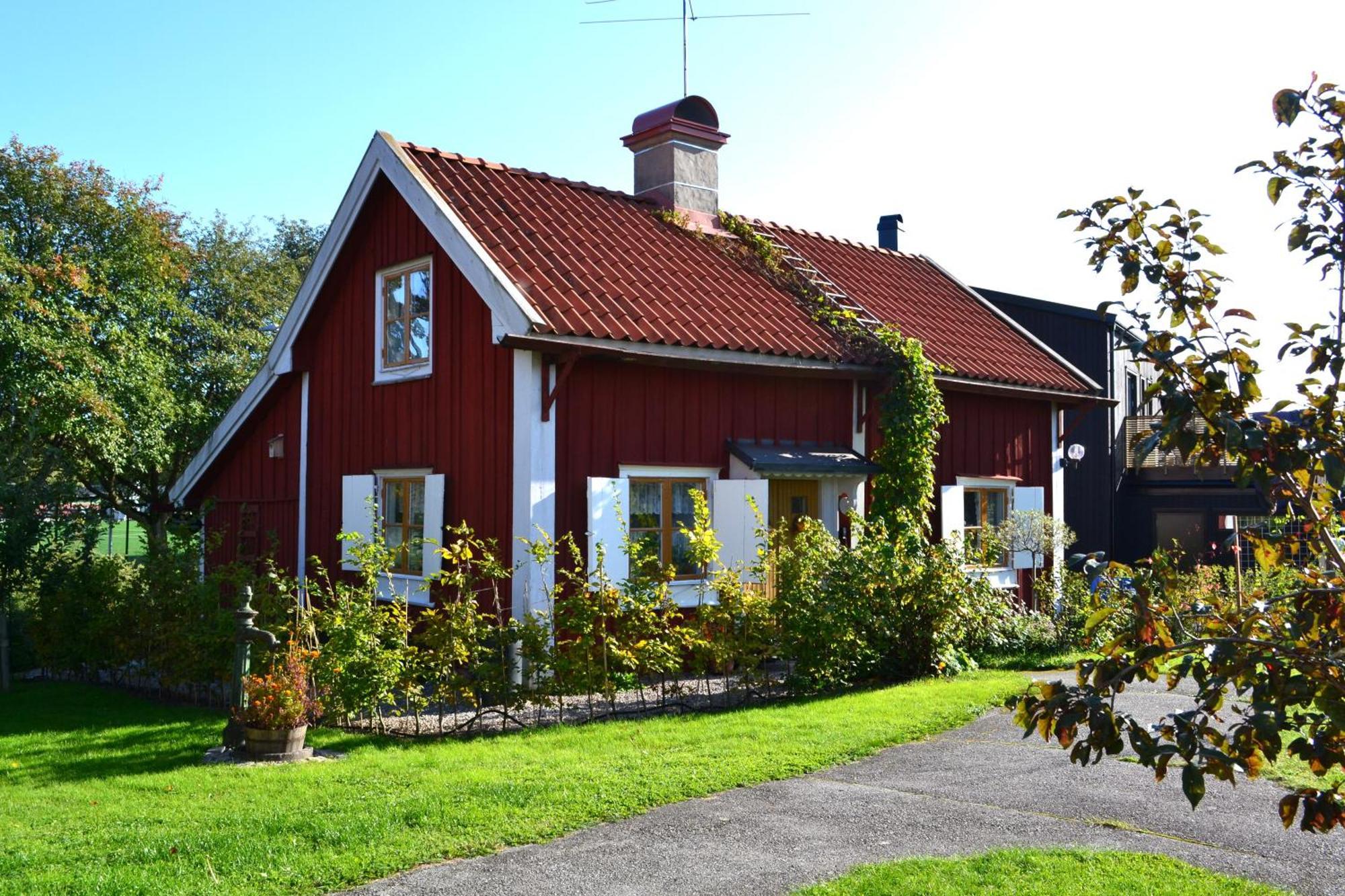Rustik Stuga Med Lantlig Kaensla Naera Oerebro City Eksteriør billede